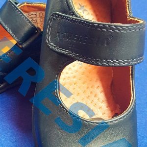 Zapato merceditas marino con velcro